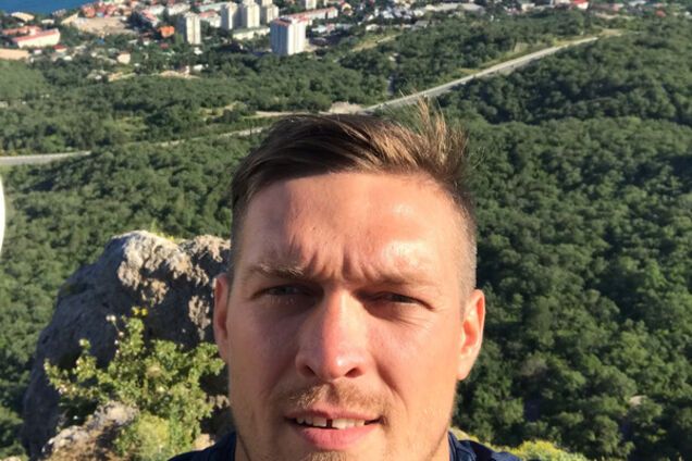 Александр Усик