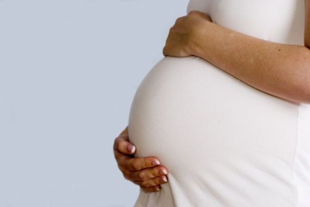 Молодая депутат Верховной Рады показала беременный живот: опубликовано фото