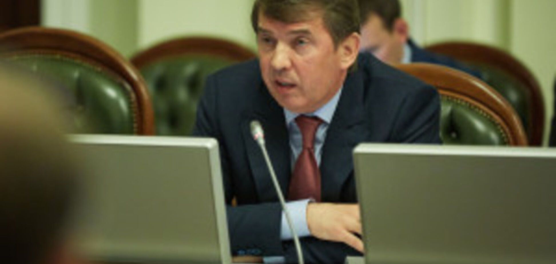 У 'Відродженні' просять Раду і Кабмін зняти всі питання навколо земельної децентралізації