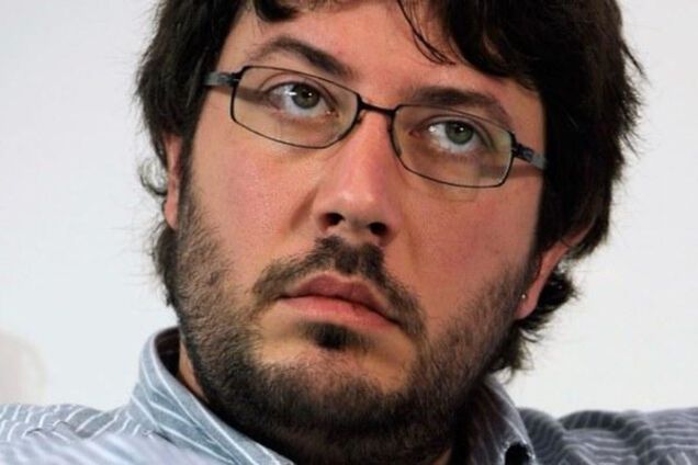 Артемий Лебедев