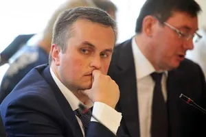 Холодницкий Луценко