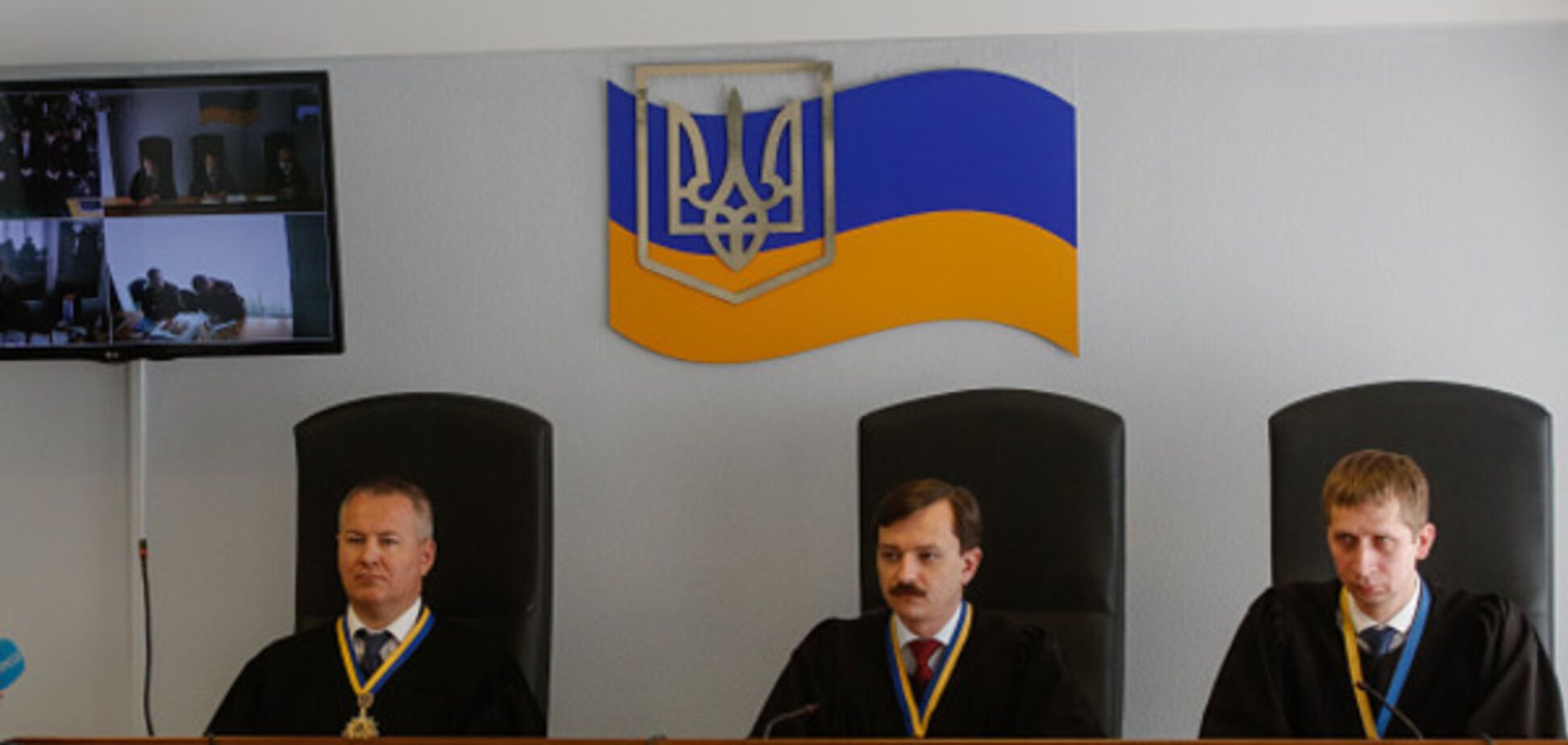 Янукович суд