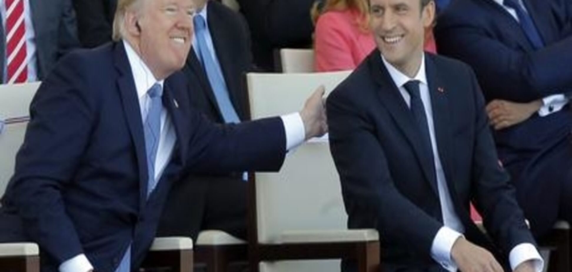 Макрон разом з Трампом прийняв парад на честь Дня взяття Бастилії