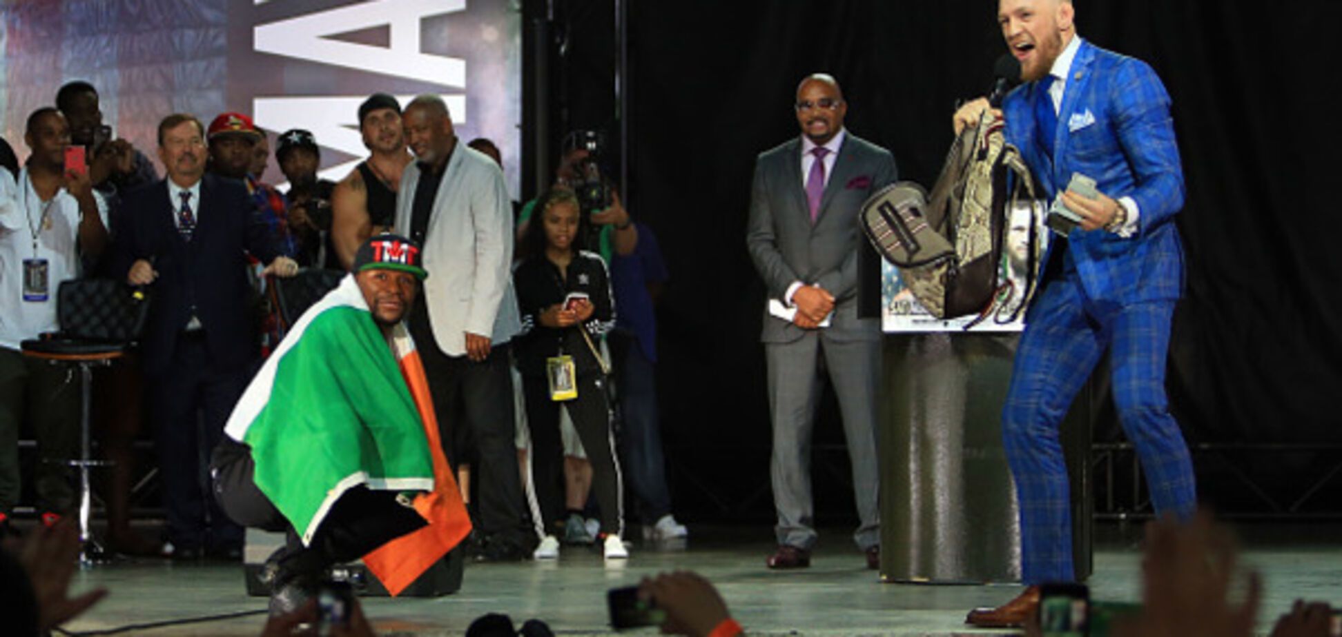 Флойд Мейвезер Конор Макгрегор