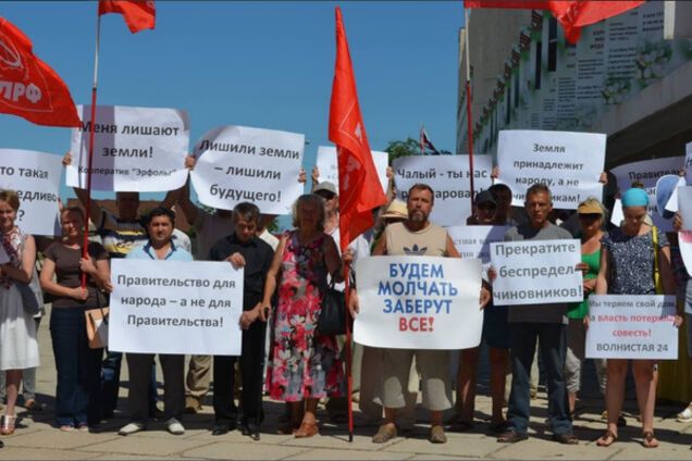 Новости Крымнаша. На пляжах так тихо, что слышно, как россияне отдыхают в Турции