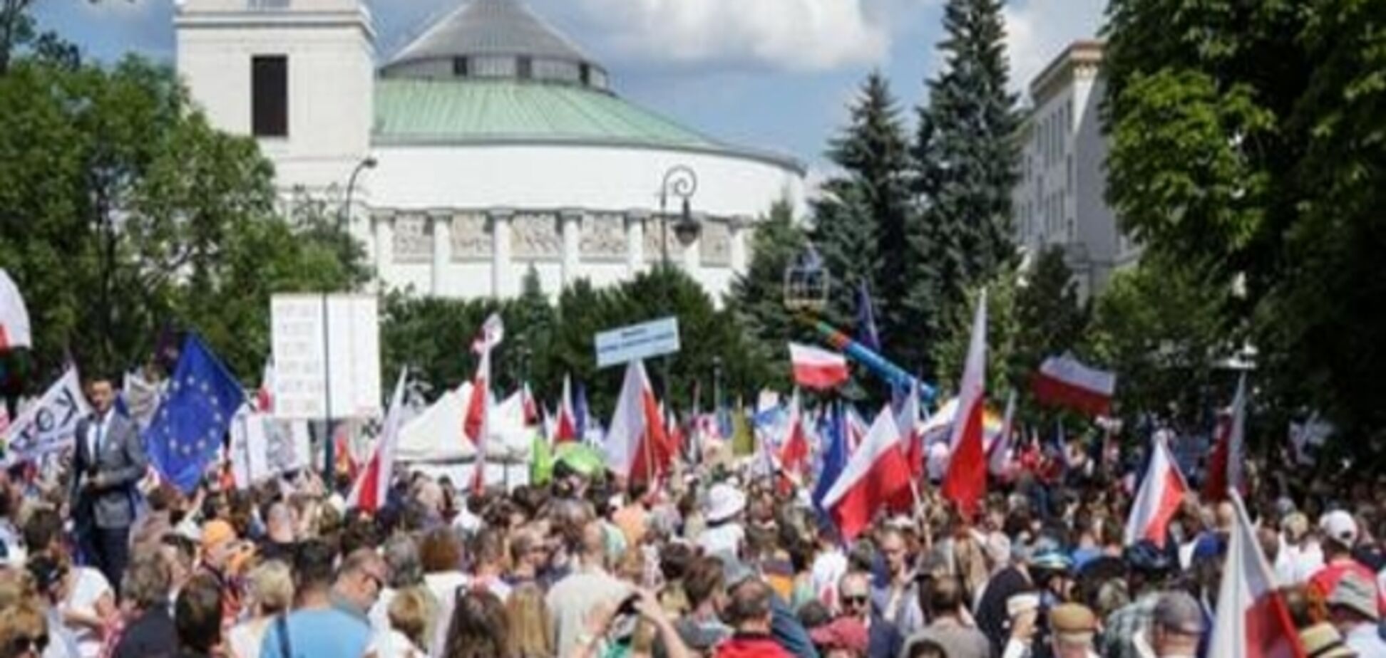 У Польщі тривають протести проти судової реформи