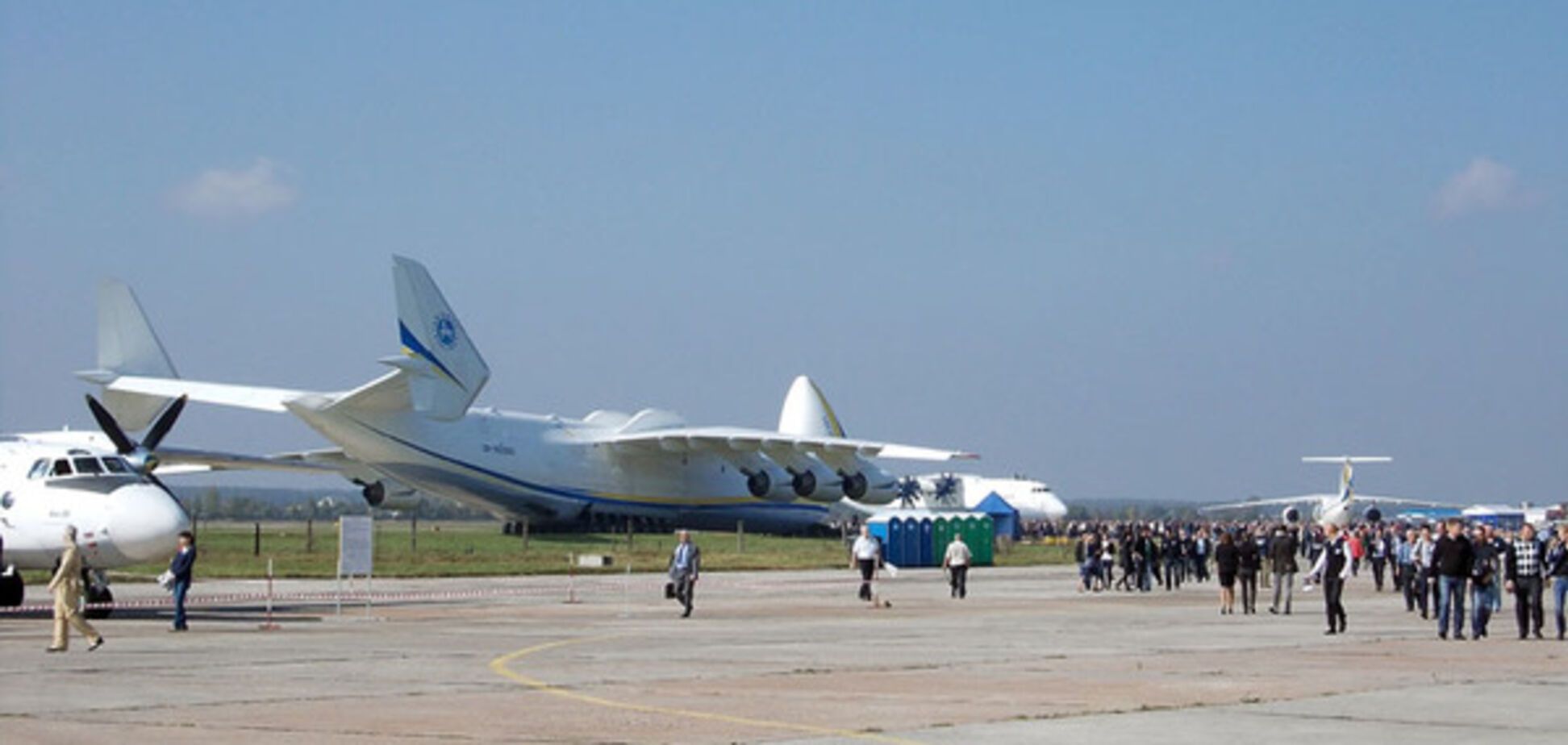 Не тільки Ryanair: у Кабміні вигадали, як заманити в Україну лоукости