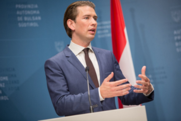 Себастьян Курц