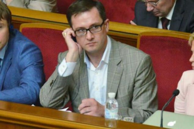 В команде Порошенко прокомментировали скандальный законопроект №6489