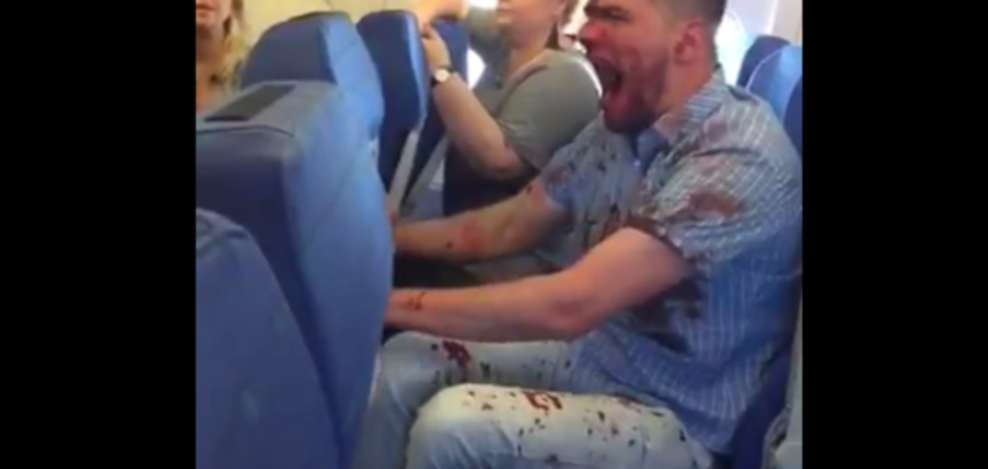 Пьяный россиянин в самолете