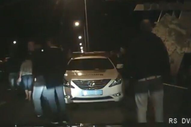 Избили полицию