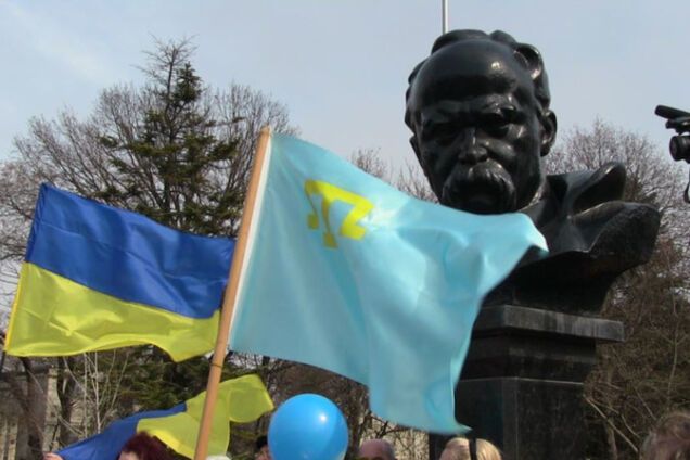 Проукраїнський мітинг у Криму