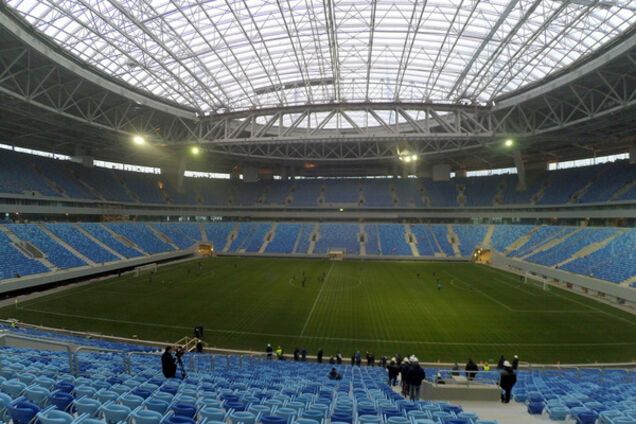 Стадион Крестовский трибуны