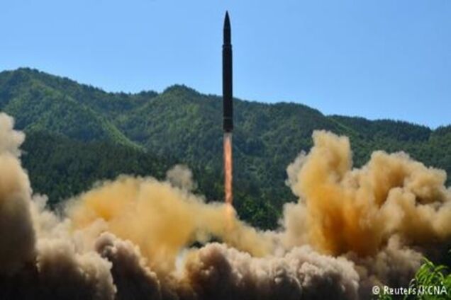 Північна Корея вдруге запустила міжконтинентальну балістичну ракету