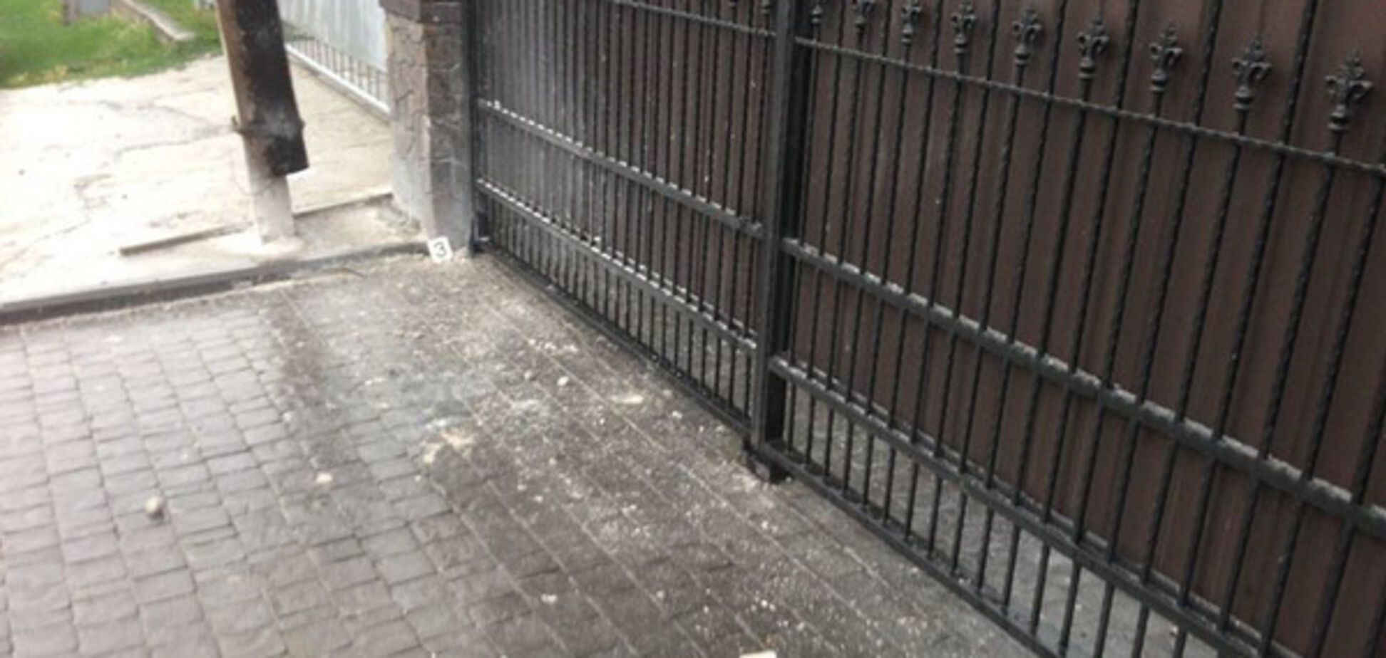 Под Киевом супружеская пара подорвалась на самодельной взрывчатке: опубликованы фото