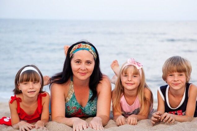 'Нас не залишили!' Як мама-одиначка з трьома дітьми почали нове життя в Києві