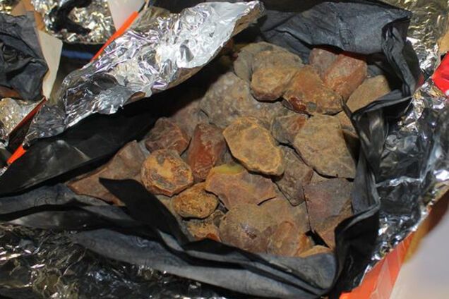 контрабанда янтаря