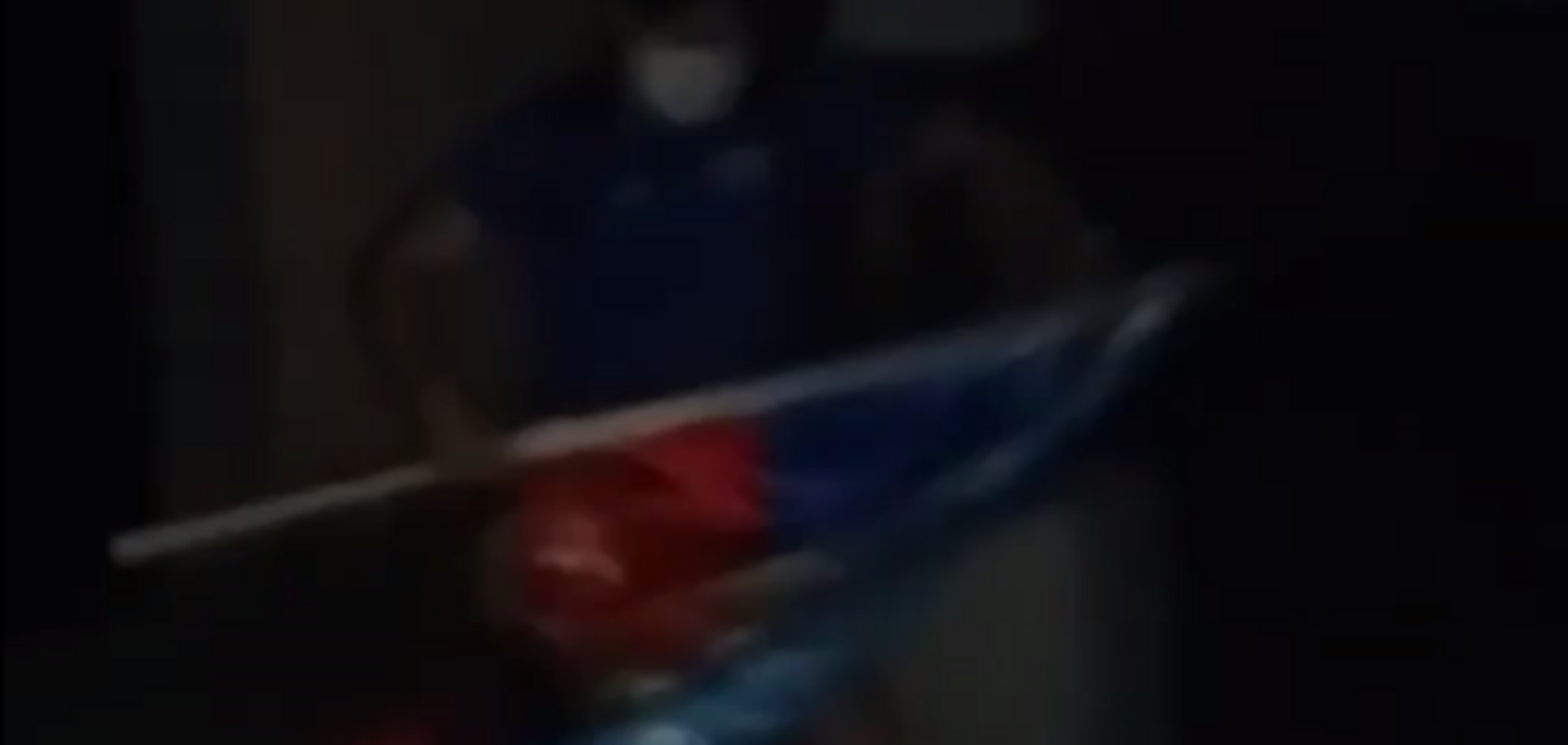 'Трохи адреналіну': у 'ЛНР' молоді люди зірвали прапор окупантів, з'явилося відео