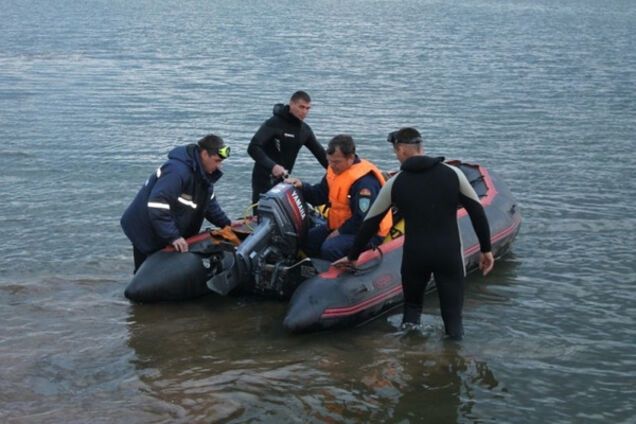 Трагедія на воді: в Росії затонув човен із дітьми, є загиблі