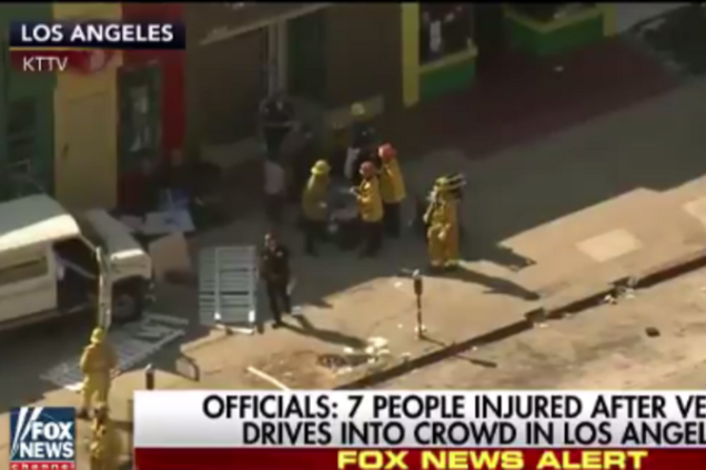 Вантажівка в\u0027їхала в натовп