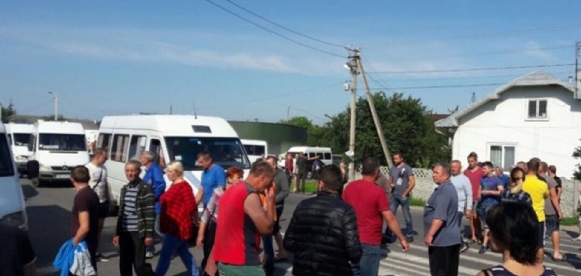 Протесты в Драгомирчанах