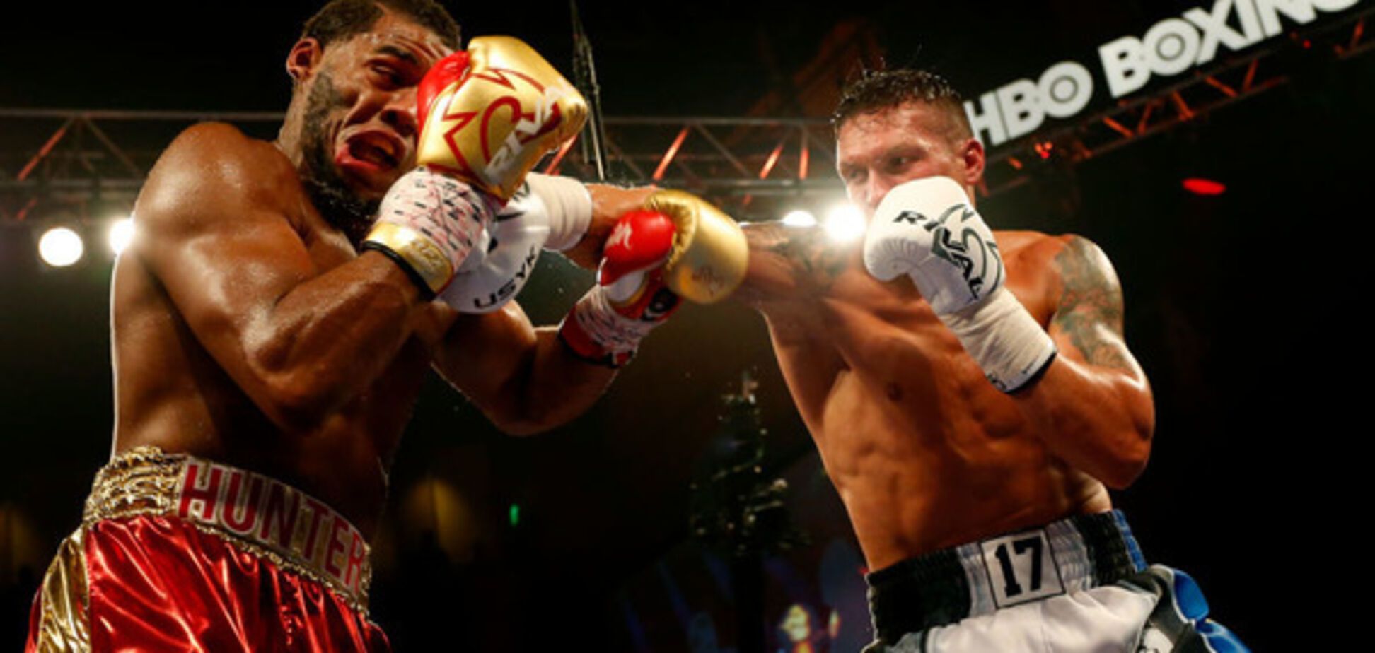 Александр Усик