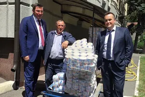 Дали депутатам проср*ться: у Луценко посмешили необычным фото