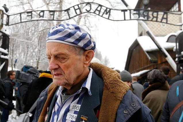Украина – не государство? В Харькове легендарный узник Освенцима проучил путиниста