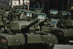 російські танки