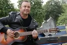 Виктор Павлик запел на испанском ради друга Стинга