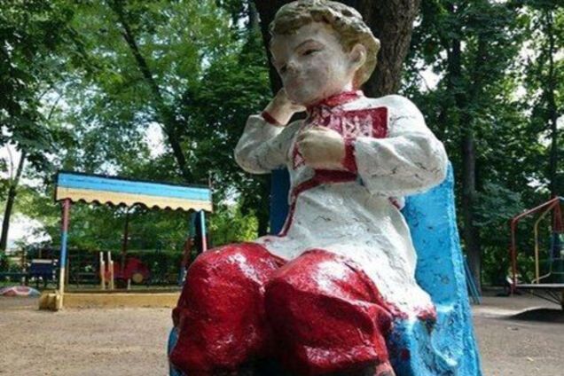 маленький Владимир Ленин, Харьков