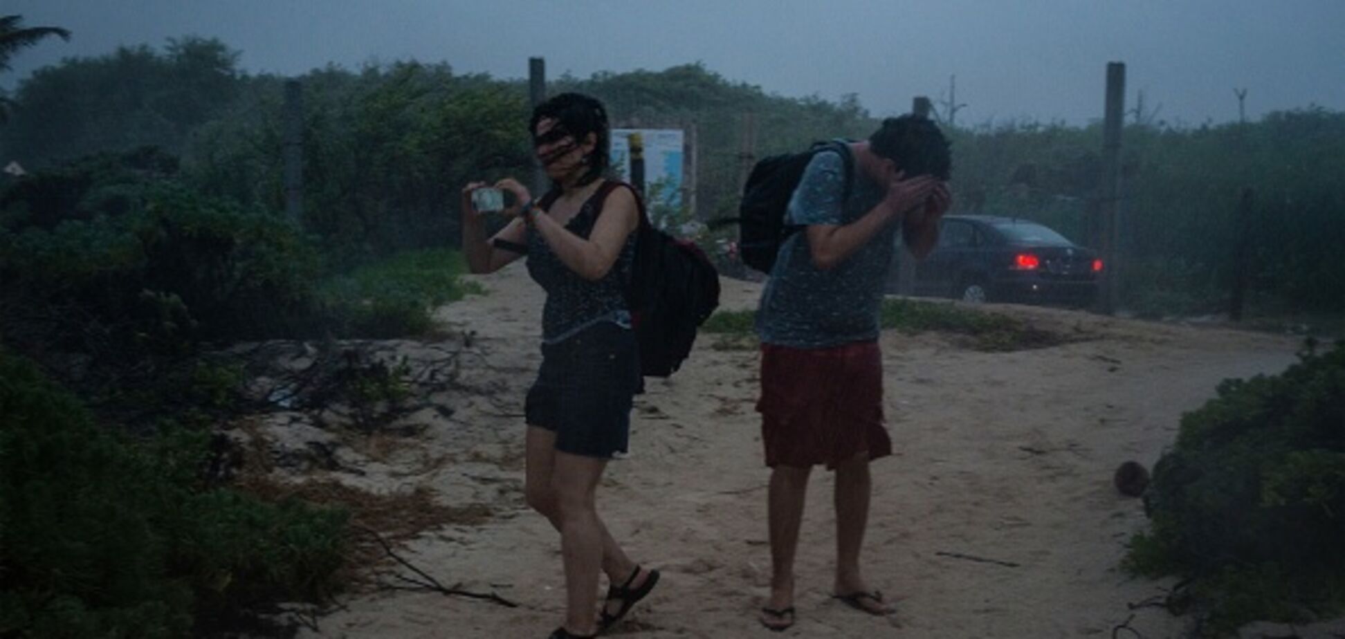 По Мексиці пройшовся потужний ураган: фото з місця стихійного лиха