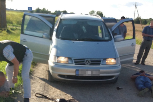 Хотіли продати українців: у Литві накрили банду работоргівців