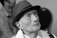 Пережив Освенцим: в Ізраїлі помер найстарший чоловік на планеті