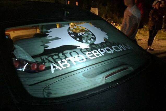 розстріляли авто