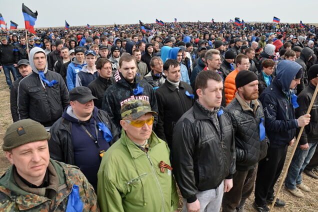 Дезертирство в 'Л/ДНР': террористы обманом заманивают 'призывников'