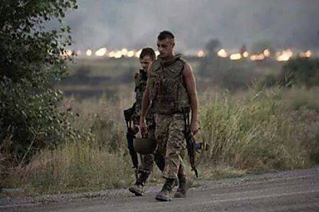 А потом пошло вторжение российских войск...