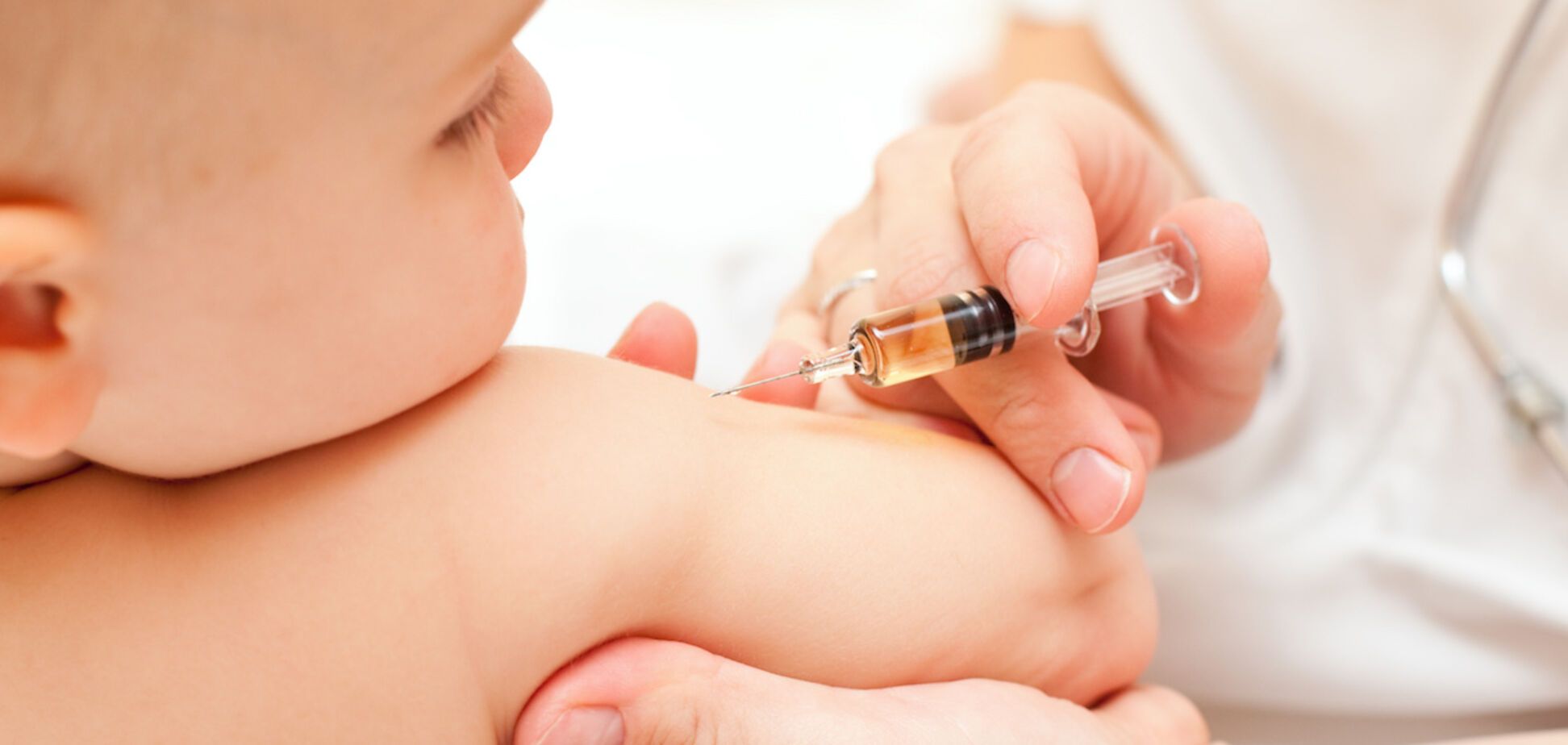 Вакцинировать или нет: в Италии теперь это будут решать врачи
