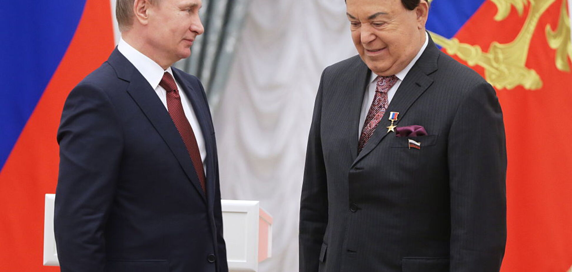 'Принял с Кобзоном': в сети расписали культурную деградацию России при Путине