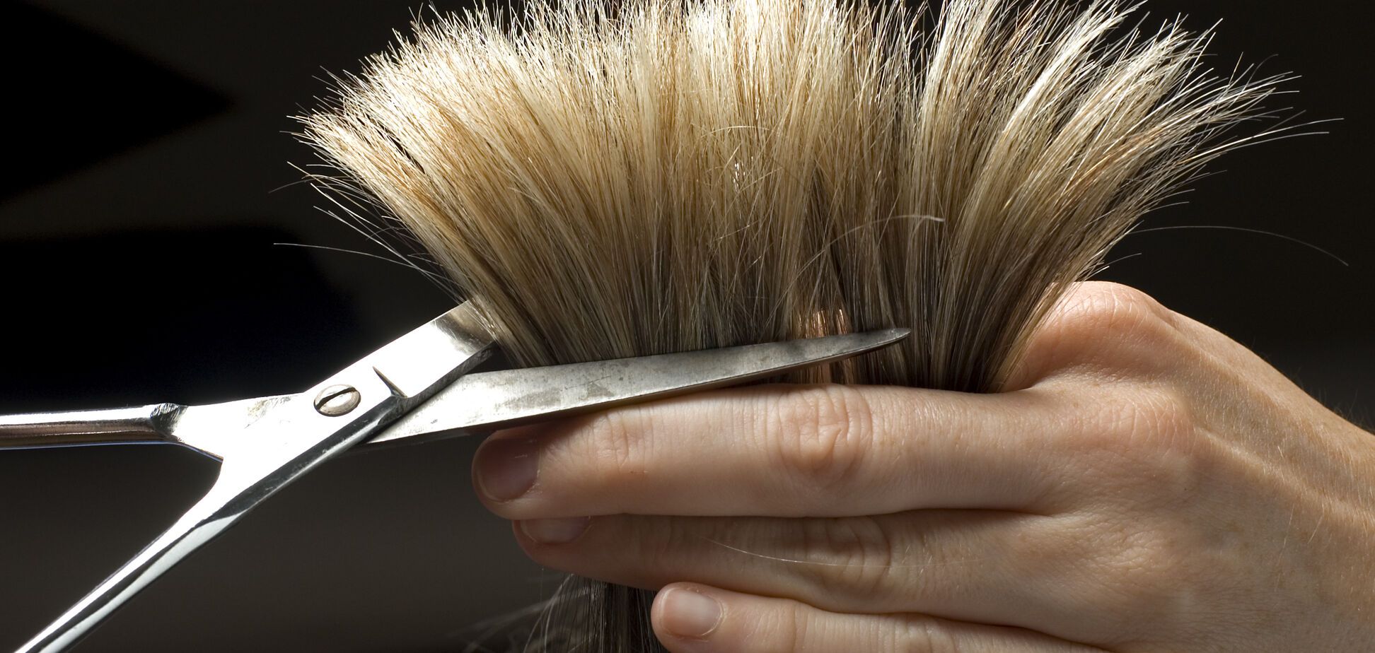 В Киеве парикмахершу забили насмерть из-за некачественной стрижки