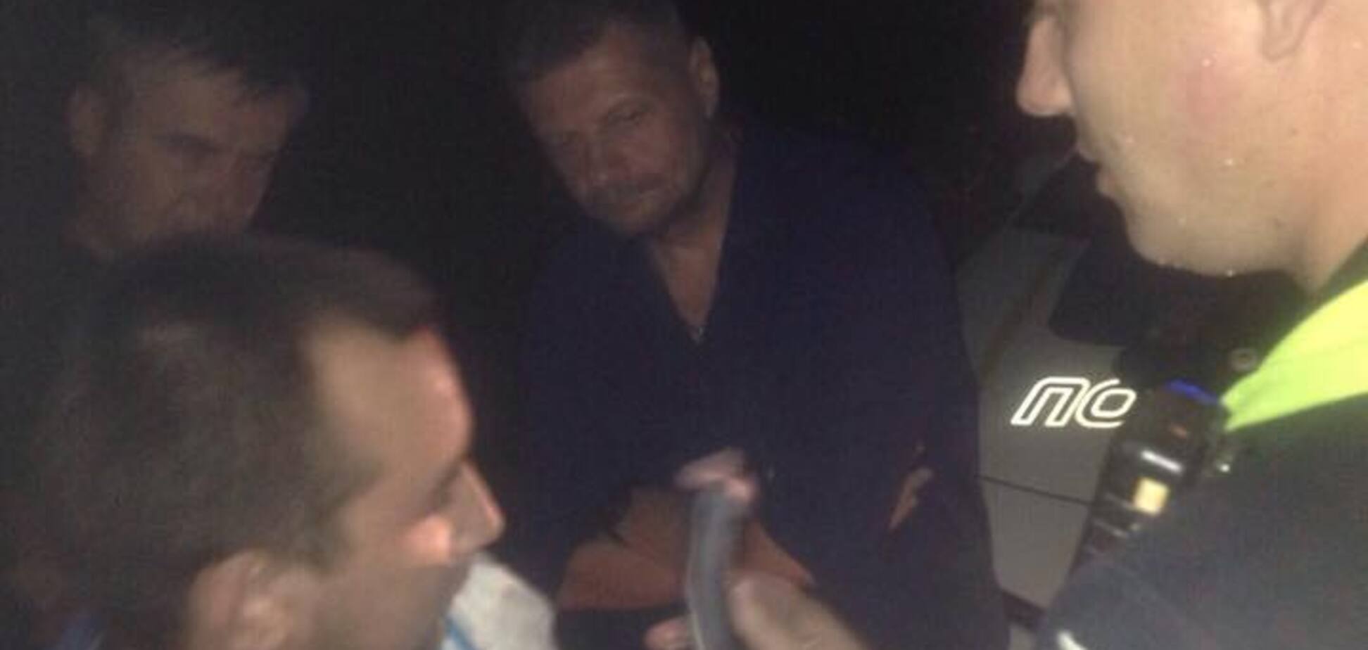 В Киеве пьяный водитель с ребенком устроил 'догонялки' с полицией: появились фото
