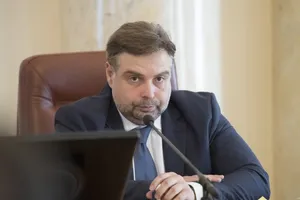 Вкидати гроші від підвищення залізничних тарифів у бездонну бочку "УЗ" немає сенсу – Каленков