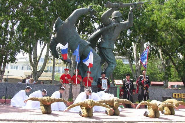 Новости Крымнаша. Из камней с неба можно построить новый дом