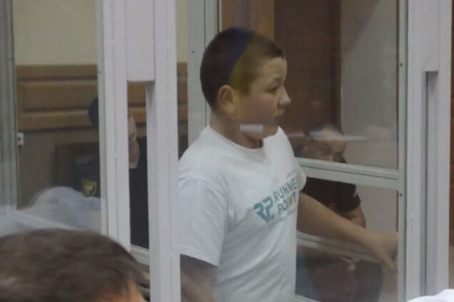 Убийство выпускницы на Тернопольщине: коп угрожал отдать 16-летнего парня на 'расправу' зэкам