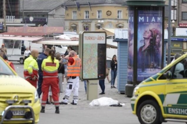 В Финляндии мужчина устроил резню посреди улицы: опубликованы фото и видео