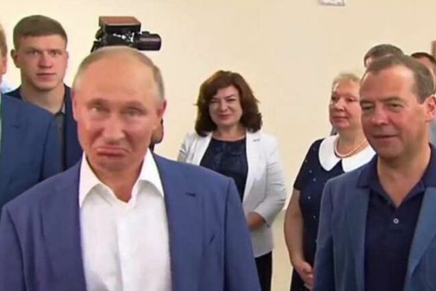 'Так вони ж сині!' Лиця Путіна і Медведєва в Криму здивували мережу