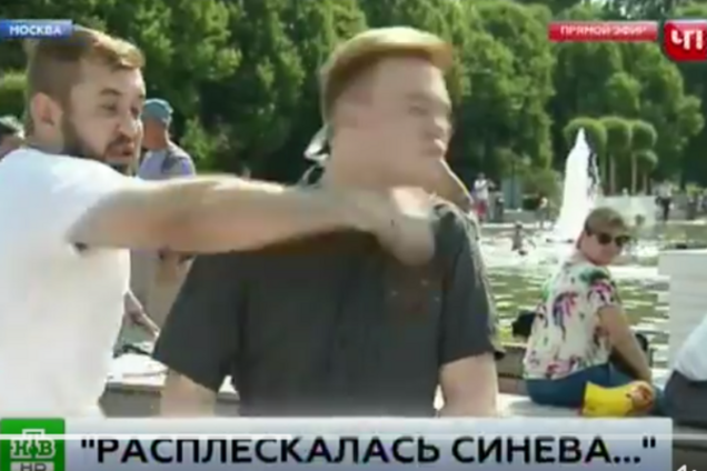 'Русский мир вернулся бумерангом': видео избиения кремлевского пропагандиста стало хитом