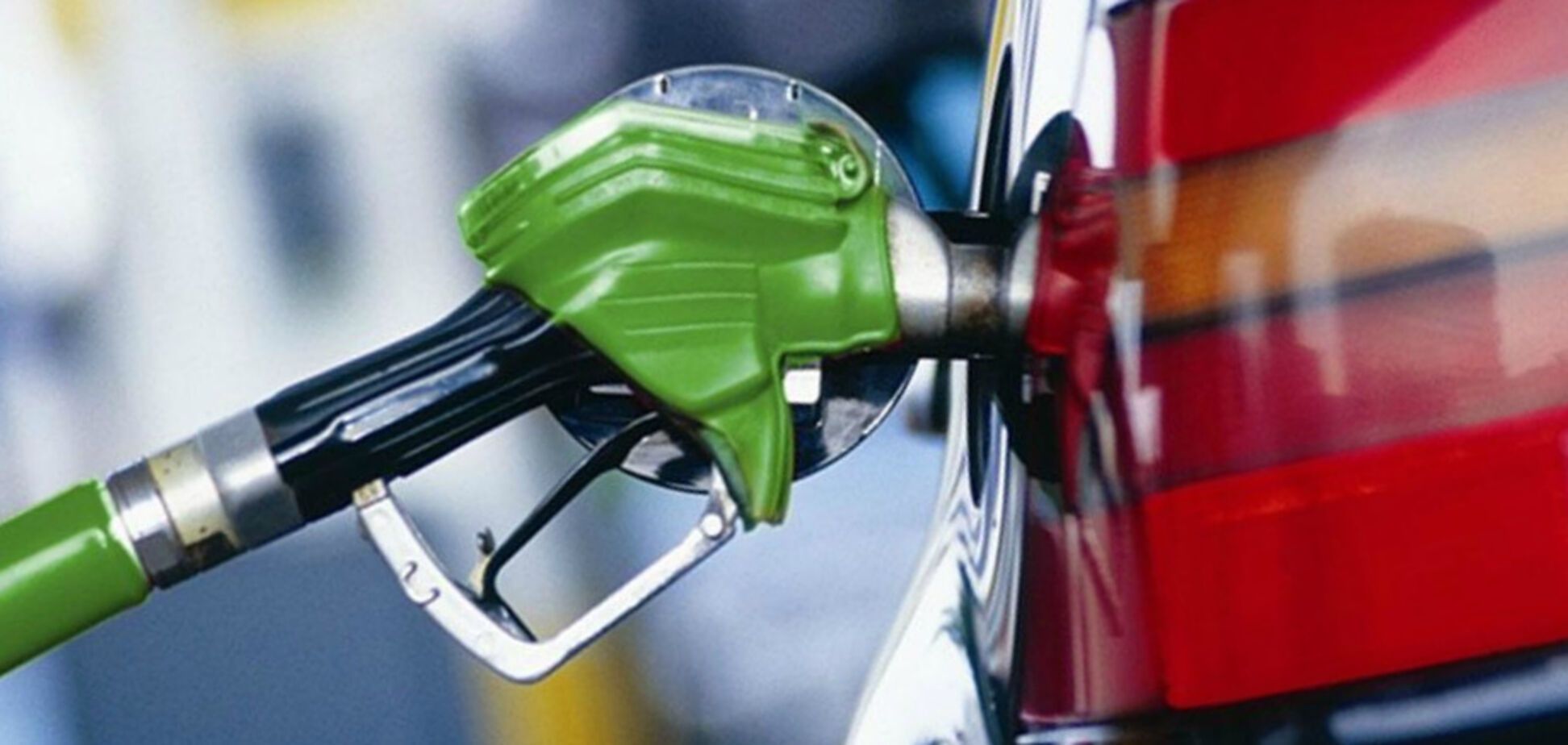 На Позняках построят самую большую бесплатную электрозаправку Киева