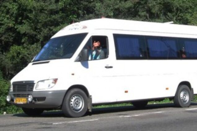 'Он что, больной?!' Выходка водителя маршрутки Киев-Ривне повергла сеть в шок