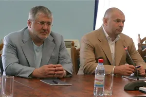 Коломойський і Палиця